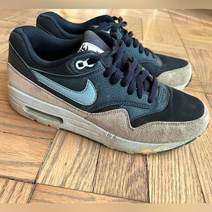 Nike Air Max 1 Suede Running Shoes